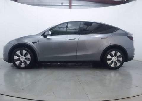 Tesla Model Y Model Y Long Range AWD 4WD 5dr 9