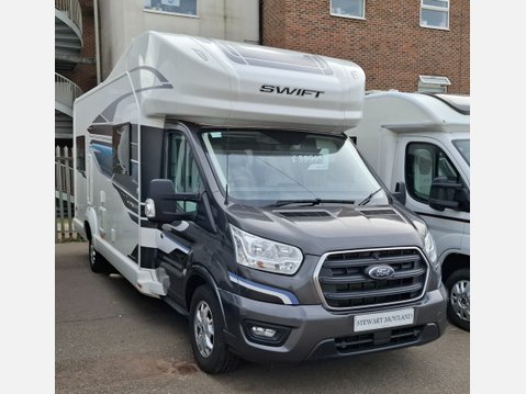 Swift Voyager 475 1