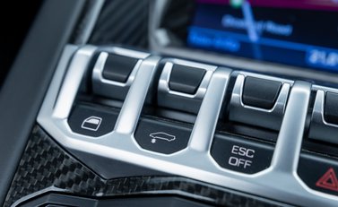 Lamborghini Aventador LP 720-4 50th Anniversary Roadster 28