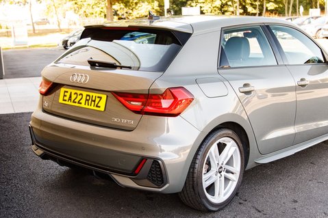 Audi A1 SPORTBACK TFSI S LINE 8