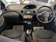 Toyota Yaris 1.3 VVT-i T Spirit 5dr 9