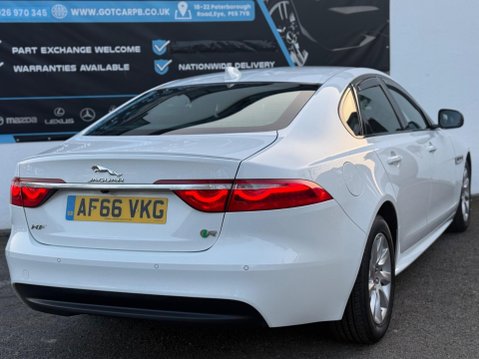 Jaguar XF 2.0d R-Sport Auto Euro 6 (s/s) 4dr 28