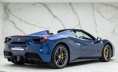 Ferrari 488 Spider 10