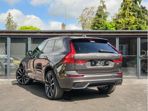Volvo XC60 2.0 XC60 Ultimate B5 MHEV AWD Auto 4WD 5dr 3