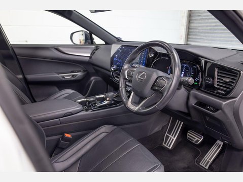 Lexus NX 2.5 350h F Sport E-CVT 4WD Euro 6 (s/s) 5dr 11