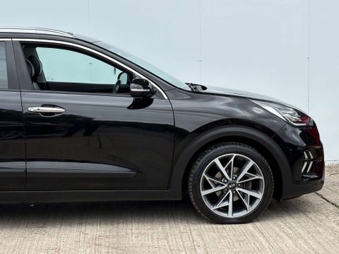 Kia Niro 1.6 Niro 4 HEV Semi-Auto 5dr 14