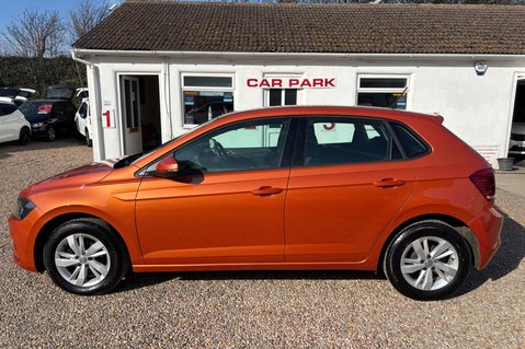 Volkswagen Polo SE EVO.. 6 SERVICES.. 1 PREVIOUS OWNER..APPLE CAR PLAY..AIR CON..SAT NAV. 3