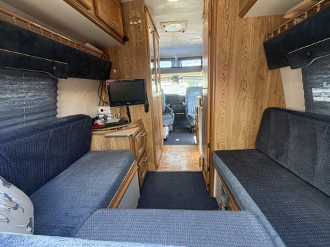Dodge Ram GREAT WEST 4 BERTH CAMPER VAN MOTORHOME AMERICAN RV 7