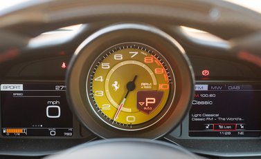 Ferrari 488 Spider 18