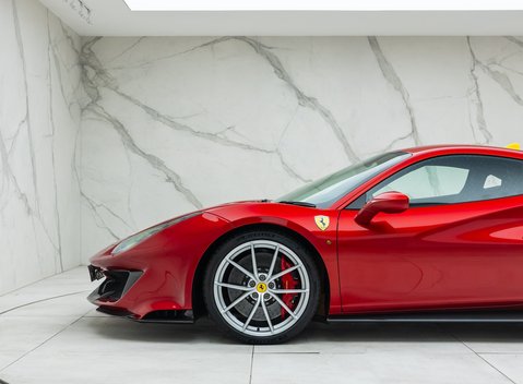 Ferrari 488 Pista 42