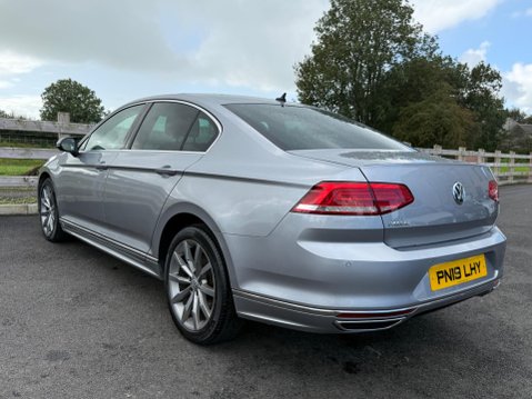 Volkswagen Passat 2.0 TDI R-Line Euro 6 (s/s) 4dr 11