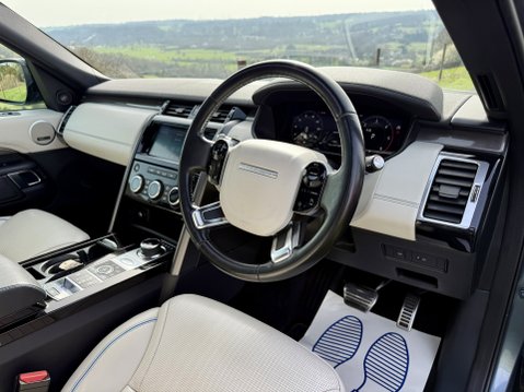 Land Rover Discovery SD6 HSE LUXURY 14
