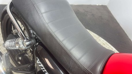 Moto Guzzi V7 ABS SPECIAL 2015 ONLY 7K MOT EXCELLENT CONDITION RETRO 744CC 18
