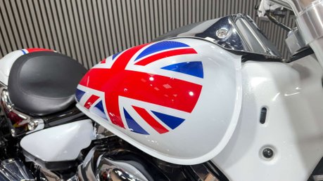 Suzuki Intruder 1500 2012 ONLY 16K FRESHLY PAINTED UNION JACK MOT SEP 2027 35