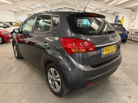 Kia Venga 1.6 4 Auto Euro 6 5dr 4