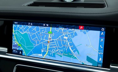 Porsche Panamera Turbo S E-Hybrid Sport Turismo 19