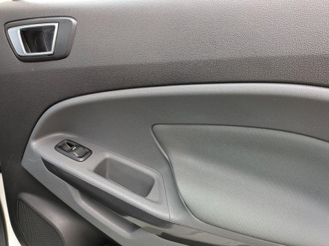 Ford Ecosport 1.5 TDCi Titanium 2WD Euro 5 5dr 22
