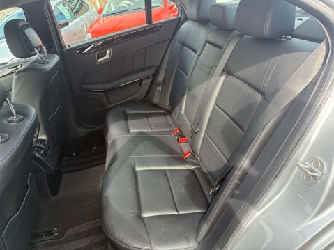 Mercedes-Benz E Class 2.1 E220 Executive SE CDi BlueEfficiency Auto 4dr 19