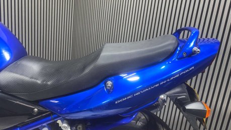 Suzuki Bandit 600 GSF S 2002 32K LONG MOT SERVICED 600CC A2 RESTRICTABLE FAIRED 37