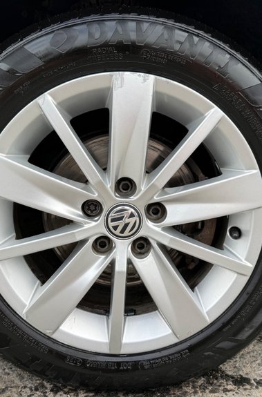 Volkswagen Polo SE TSI - £20 ROAD TAX - 9 SERVICES RECORDED - NEW MOT  