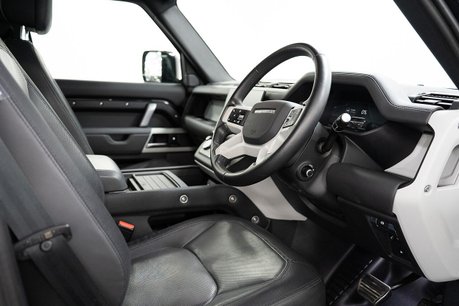 Land Rover Defender 2.0 P400e 15.4kWh X-Dynamic HSE SUV 5dr Petrol Plug-in Hybrid Auto 4WD Euro 4