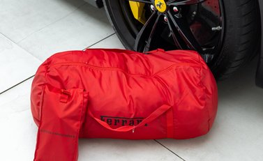 Ferrari GTC4 Lusso V12 36