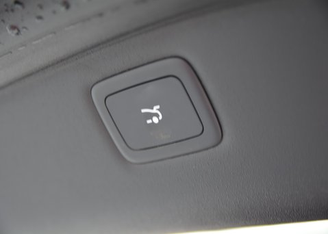 MG IM6 100kWh LAUNCH EDITION AWD 19