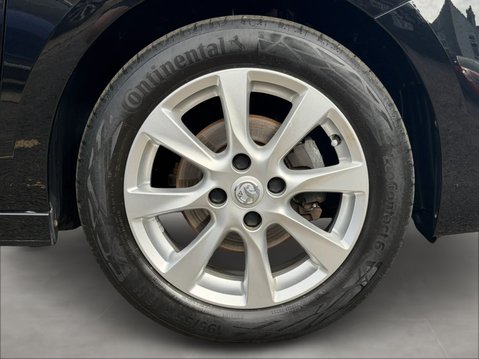 Vauxhall Corsa 1.2 Design 5dr 14