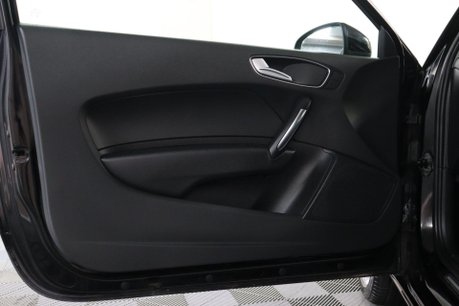 Audi A1 TFSI SPORT 40