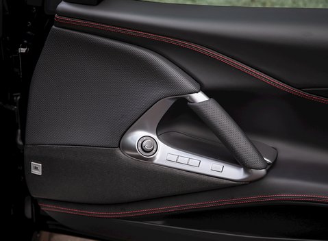 Ferrari 812 Superfast 17