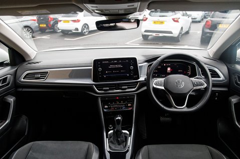 Volkswagen T-Roc STYLE TSI DSG 3