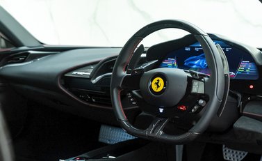 Ferrari SF90 Stradale 9