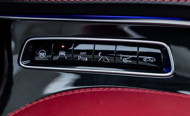 Mercedes-Benz S63 AMG Cabriolet 27