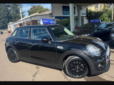 Mini Hatch 1.5 Cooper D Auto Euro 6 (s/s) 5dr 8
