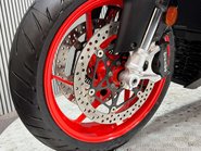 Aprilia Tuono 660 2021 ONLY 11K STUNNING BIKE NEW TYRES MID WEIGHT NAKED 21