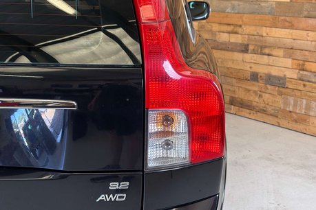 Volvo XC90 3.2 Executive SUV 5dr Petrol Geartronic AWD (289 g/km, 235 bhp) 71