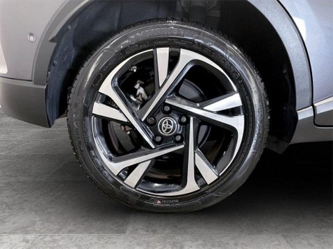 Toyota C-HR 1.8 VVT-h GPF Design SUV 5dr Petrol Hybrid CVT Euro 6 (s/s) (122 ps) Air Co 10