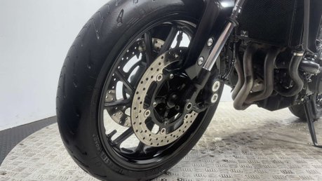 Yamaha MT-09 ABS 2020 ONLY 8K 2 OWNER AKRAPOVIC QUICKSHIFTER FSH 900CC NAKED 31