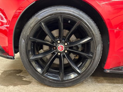 Jaguar F-Type 3.0 V6 Auto Euro 5 (s/s) 2dr 40