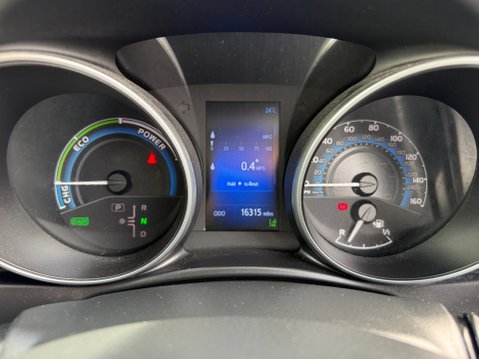 Toyota Auris VVT-I BUSINESS EDITION TSS 11