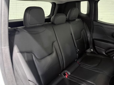 Jeep Renegade 1.4T MultiAirII Limited Euro 6 (s/s) 5dr 18