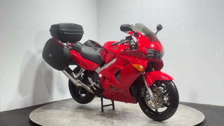 Honda VFR 1998 ONLY 16K FUEL INJECTED NON VTEC FULL LUGGAGE 800CC 3