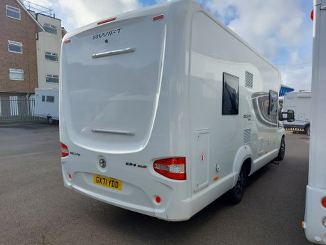 Swift Escape 694 2022 22