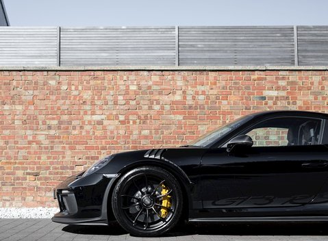 Porsche 911 (991.2) GT3 RS Weissach 33