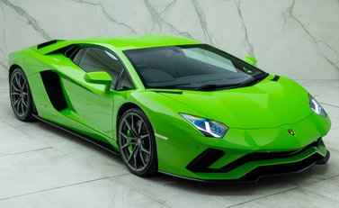 Lamborghini Aventador S LP 740-4 11