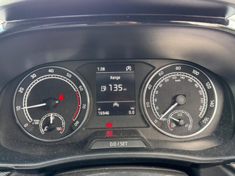 Skoda Fabia 1.0 MPI SE Comfort Euro 6 (s/s) 5dr 27