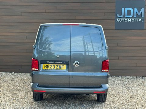 Volkswagen Transporter 2.0 Transporter T28 Highline TDI 5