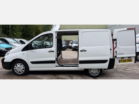 Peugeot Expert 1.6 HDi Panel Van 4dr Diesel Manual L1 H1 (177 g/km, 90 bhp) 29