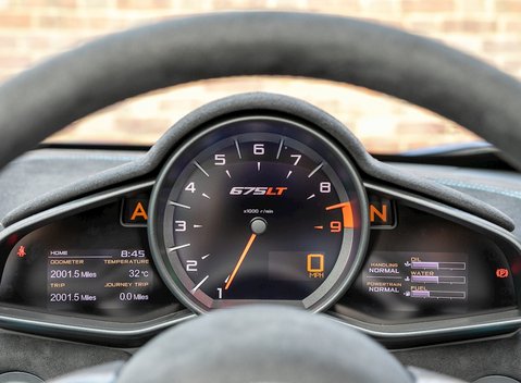 McLaren 675LT Spider MSO Carbon Series 19