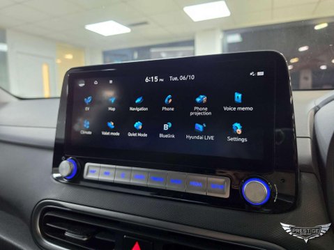 Hyundai KONA 64kWh Premium Auto 5dr (10.5kW Charger) 39